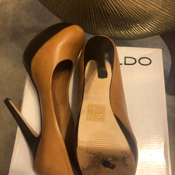 Shoes - Picture 2 of 3